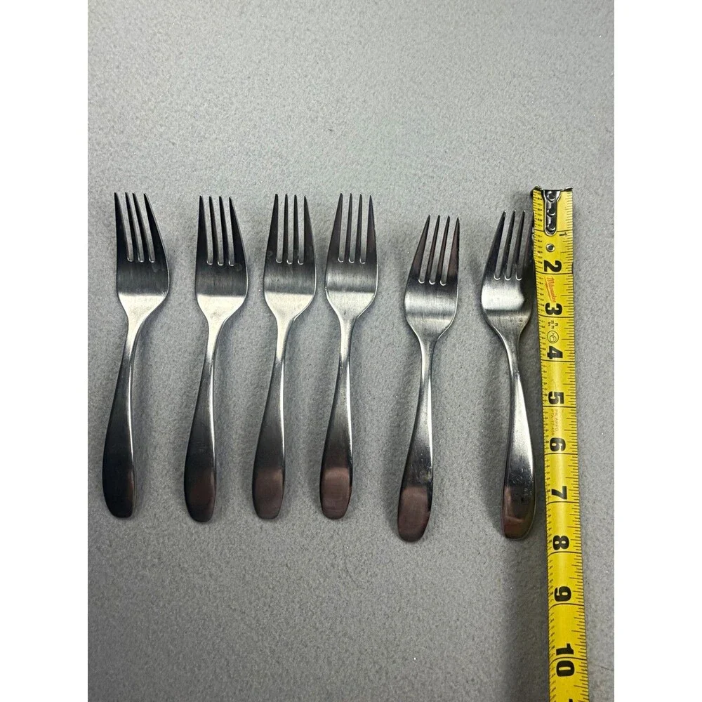 ONEIDA 18/10 Stainless Steel Dinner Forks Set of 6 Satin Finish Korea, DW Safe